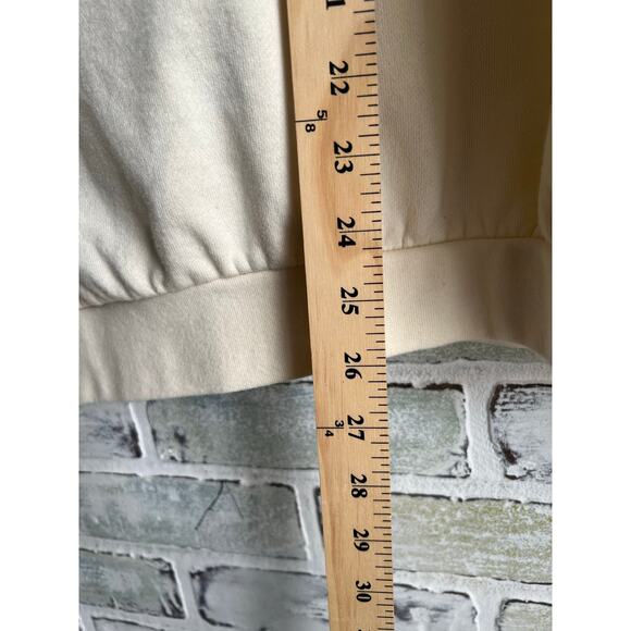 Red Hot Chili Peppers 2024 World Tour Hoodie Size Medium 21x26 - Picture 6 of 6